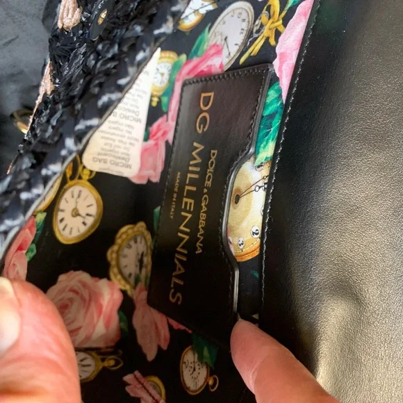 SOLD⛔️AUTHENTIC  DOLCE & GABBANA MILLENIALS " L'Amore E'Bellezza" FLORAL - Picture 13 of 16